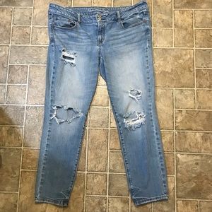 American Eagle distressed jeans